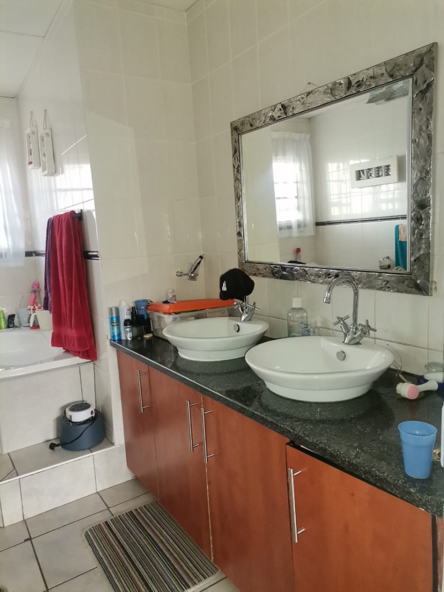 3 Bedroom Property for Sale in Spitskop SH Free State